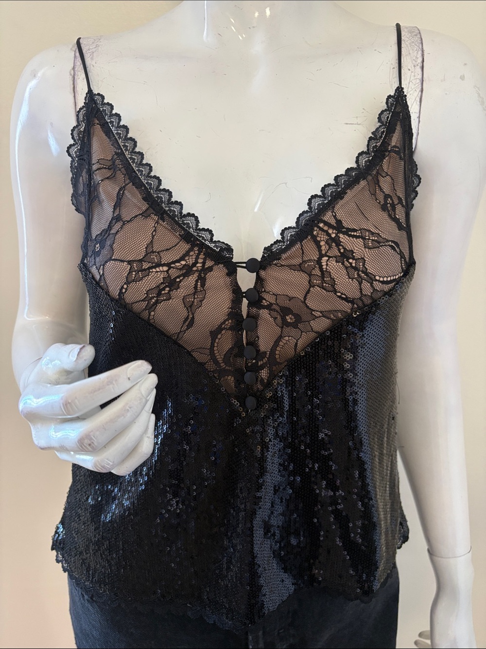 Bebe Black Sequin & Lace Cami Tank Top w Spaghetti Straps & Covered Buttons 00